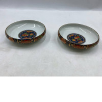 set of 2 Japanese-style Imari porcelain bowls (Arita ware Imari). set of 2 Japanese-style Imari porcelain bowls (Arita ware Imari).