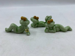 set of 3 Japanese ceramic frog-shaped chopstick rest