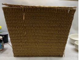 Wicker basket