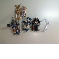 Set of 3 warrior figurines