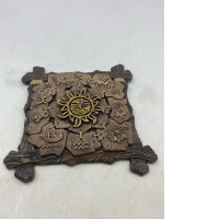 vintage sun face slate plaque/trivet/wall hanging. 