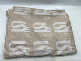 Home Staff Selection bed sheet set or similar bedding item in a beige and white pattern. 