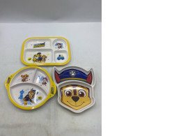 Set of 3 The children's dinnerware set has cartoon designs. Set of 3 The children's dinnerware set has cartoon designs.