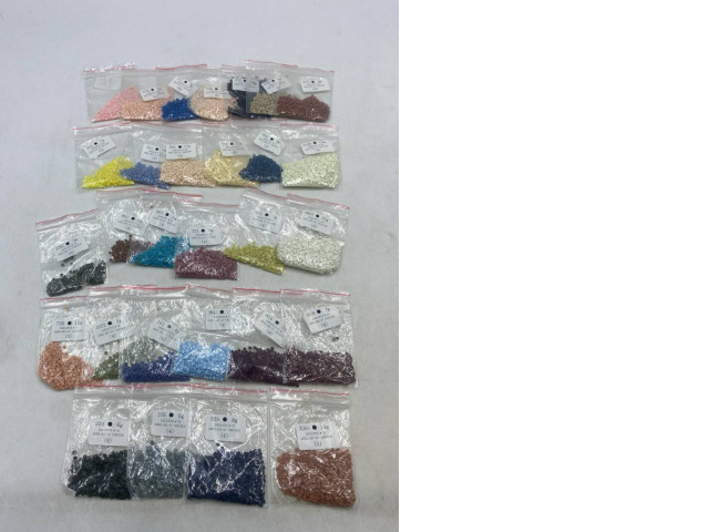 set of 29 Russian diamond beads (Cubic Zirconia or CZ) set of 29 Russian diamond beads (Cubic Zirconia or CZ)