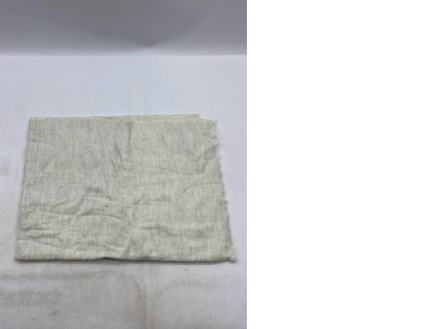 High-quality linen-cotton blend scarf for sewing. High-quality linen-cotton blend scarf for sewing.