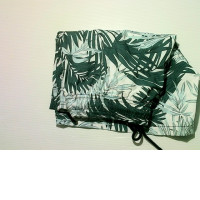 elastic swimming shorts