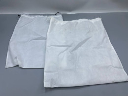 Set of 2 Fabric bag for putting in your handbag.