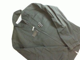 Black zippered windbreaker Black zippered windbreaker