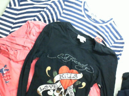 Set of 4 women's long sleeve 2 striped sweatshirts, black and pink