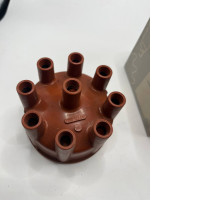 Distributor cap
