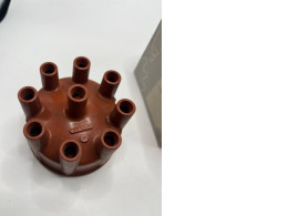 Distributor cap