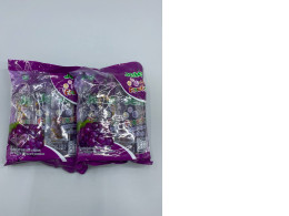 set of 2 Jellé Light Freshy, a ready-to-drink carrageenan jelly with konjac powder, in white grape flavor.