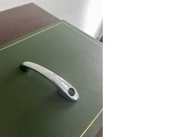 Car hood handle Car hood handle