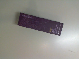 Beneficial secret lifting and coverage cream SPF30 PA++