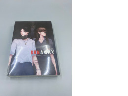 A physical copy of the Thai novel Runaway (The Royal Palace is a Vain Death) by Zonlicht, with illustrations by 7Nattac.