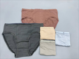 Set of 5 Women's underwear Set of 5 Women's underwear