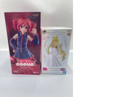 Set of 2 Japanese figures Set of 2 Japanese figures