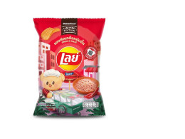 Lay's Rock Spicy Salt and Chili Flavor X Butter Bear 44g Lay's Rock Spicy Salt and Chili Flavor X Butter Bear 44g