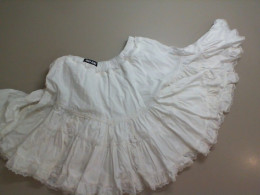 Full skirt Full skirt