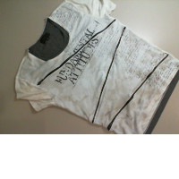 Women's T-shirt with zippers