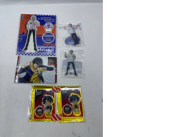 Set of acrylic stands Set of acrylic stands