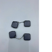 set of 4 UGREEN FineTrack Smart Tracker. 
