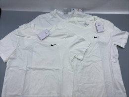 Set of 3 Nike White short-sleeved crew neck t-shirt 