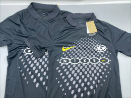 Set of 2  Nike Black crew neck sports shirt 