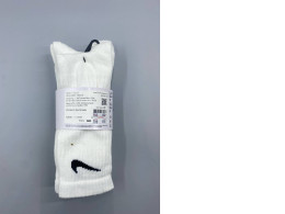set of 3 Nike Men's Everyday Cushioned Crew Socks, White.