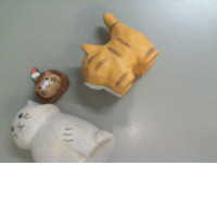 Set of 3 cat figurines