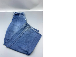 Loose-fitting long jeans