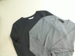 Set of 2 long sleeve sweatshirts, black and gray