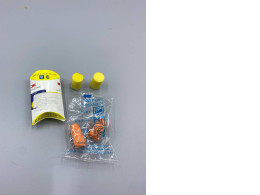 set of 2 Earplugs