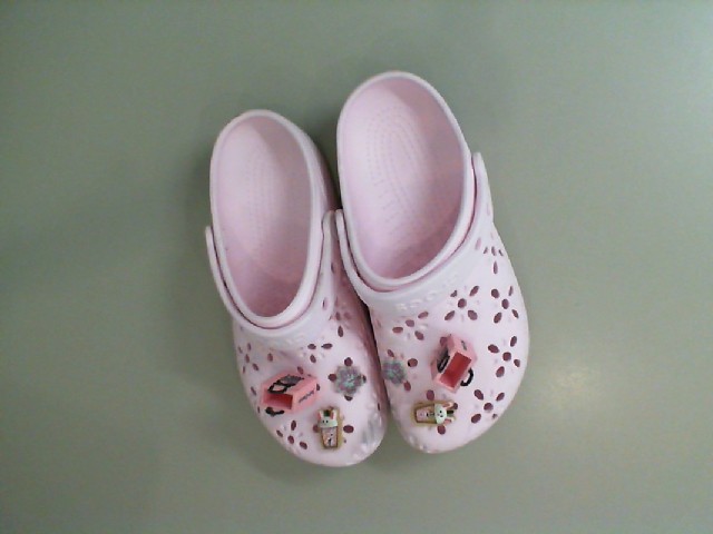 Children's pink Crocs Children's pink Crocs