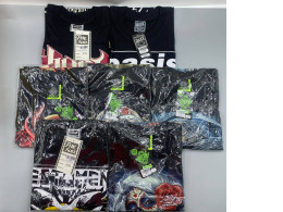 Set of 7 Black short-sleeved crew neck t-shirt with a pattern.