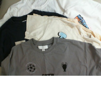 Set of 5 women's t-shirts Set of 5 women's t-shirts