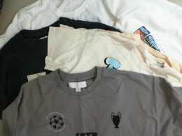 Set of 5 women's t-shirts Set of 5 women's t-shirts