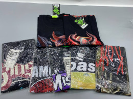 Set of 7 Black short-sleeved crew neck t-shirt with a pattern.