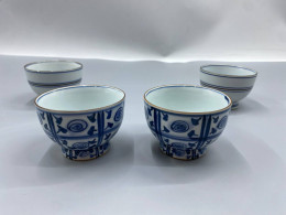 set of 4 Japanese-style blue and white porcelain cup set of 4 Japanese-style blue and white porcelain cup