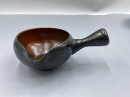 Water cooling function for brewing Japanese-style tea.