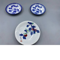 set of 3 Serving plate or dessert plate.