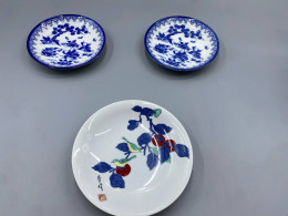 set of 3 Serving plate or dessert plate.