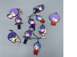 Set of anime keychains (used) Set of anime keychains (used)