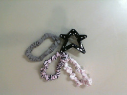Set of 3 hair bands + 1 hair clip