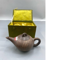 Teapot with box