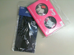 Set of 2 keychains and 2 clothing badges Shutline season