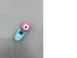 Train-shaped pencil sharpener 