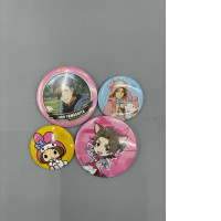 Set of 4 Anime-themed brooch. Set of 4 Anime-themed brooch.