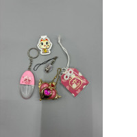 Set of 5 Doll keychain 