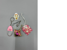 Set of 5 Doll keychain 